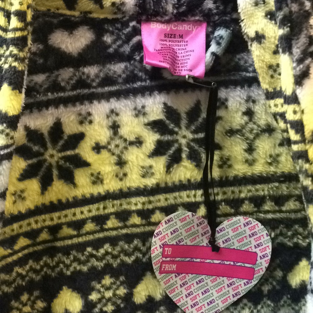 NWNT Body Candy Bath Robe. - Picture 4 of 4